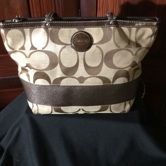 Coach Purse - Picture 2 of 3